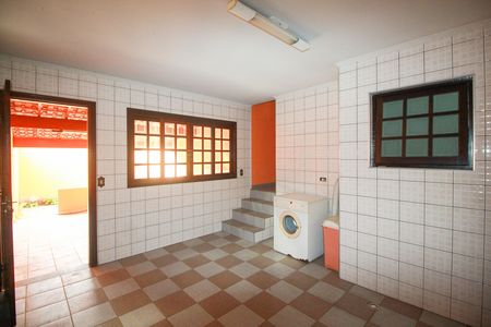 Casa para alugar com 274m², 3 quartos e 6 vagasÁrea de Serviço