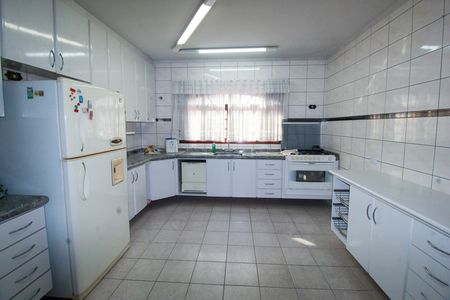 Casa para alugar com 274m², 3 quartos e 6 vagasCozinha