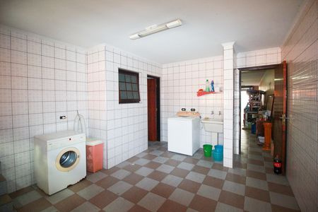 Casa para alugar com 274m², 3 quartos e 6 vagasÁrea de Serviço