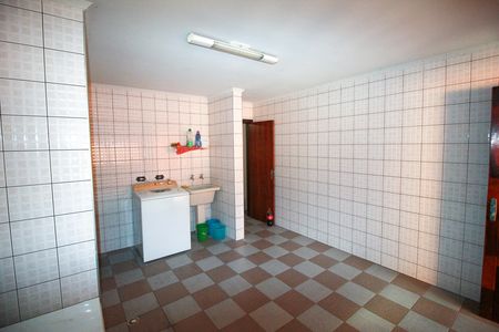 Casa para alugar com 274m², 3 quartos e 6 vagasÁrea de Serviço