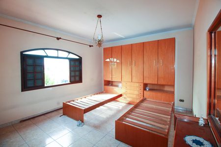 Casa para alugar com 274m², 3 quartos e 6 vagasQuarto 1