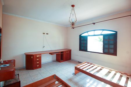 Casa para alugar com 274m², 3 quartos e 6 vagasQuarto 1
