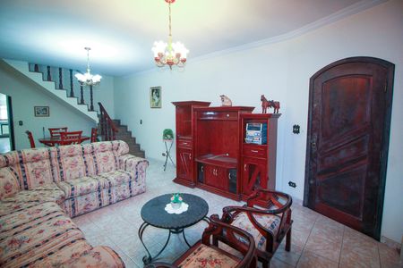 Sala de casa para alugar com 3 quartos, 274m² em Parque das Nações, Santo André