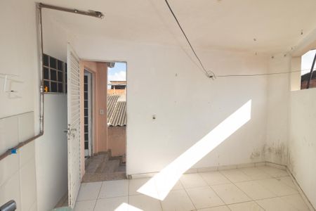 Casa para alugar com 70m², 2 quartos e sem vaga Casa para alugar com 70m², 2 quartos e sem vagaÁrea de Serviço