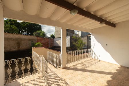 Casa para alugar com 70m², 2 quartos e sem vaga Casa para alugar com 70m², 2 quartos e sem vagaVaranda