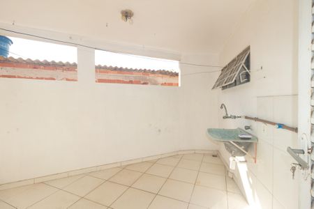 Casa para alugar com 70m², 2 quartos e sem vaga Casa para alugar com 70m², 2 quartos e sem vagaÁrea de Serviço