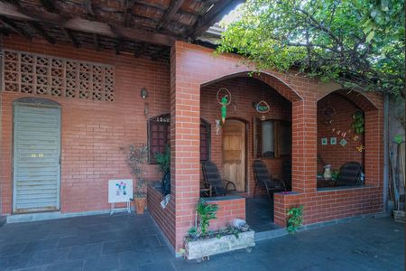 Varanda  de casa à venda com 2 quartos, 150m² em Conjunto Habitacional Parque Itajai, Campinas