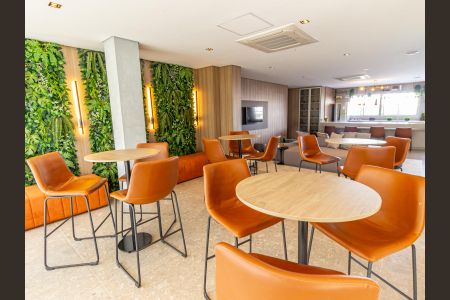Apartamento à venda com 116m², 3 quartos e 3 vagas Apartamento à venda com 116m², 3 quartos e 3 vagasÁrea comum - Salão de festas
