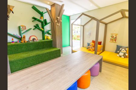 Apartamento à venda com 116m², 3 quartos e 3 vagas Apartamento à venda com 116m², 3 quartos e 3 vagasÁrea comum - Brinquedoteca