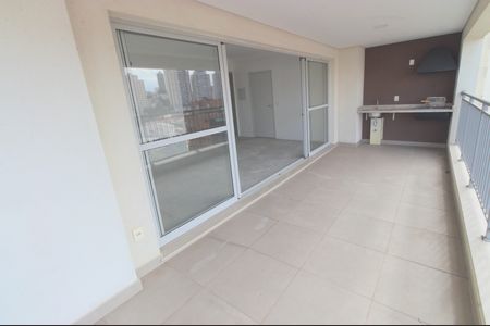 Apartamento à venda com 116m², 3 quartos e 3 vagas Apartamento à venda com 116m², 3 quartos e 3 vagasVaranda