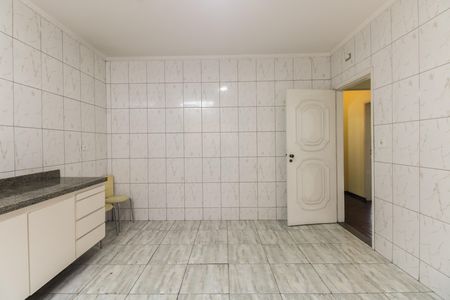 Casa para alugar com 210m², 2 quartos e 3 vagas Casa para alugar com 210m², 2 quartos e 3 vagasCozinha