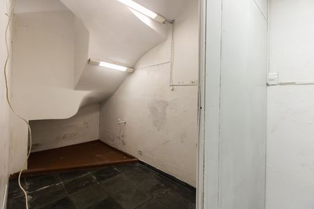 Casa para alugar com 210m², 2 quartos e 3 vagas Casa para alugar com 210m², 2 quartos e 3 vagasGaragem e Salão de Festas