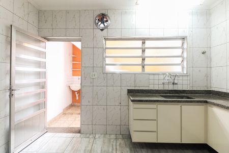 Casa para alugar com 210m², 2 quartos e 3 vagas Casa para alugar com 210m², 2 quartos e 3 vagasCozinha