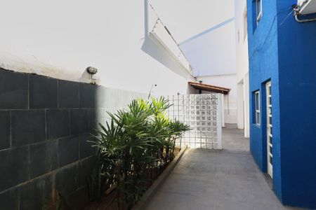 Apartamento à venda com 65m², 2 quartos e 1 vaga Apartamento à venda com 65m², 2 quartos e 1 vagaEntrada