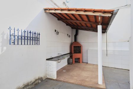 Apartamento à venda com 65m², 2 quartos e 1 vaga Apartamento à venda com 65m², 2 quartos e 1 vagaÁrea comum - Churrasqueira