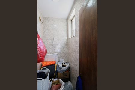Apartamento à venda com 65m², 2 quartos e 1 vaga Apartamento à venda com 65m², 2 quartos e 1 vagaBanheiro de serviço