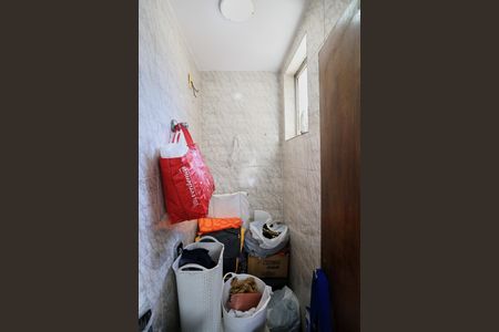 Apartamento à venda com 65m², 2 quartos e 1 vaga Apartamento à venda com 65m², 2 quartos e 1 vagaBanheiro de serviço