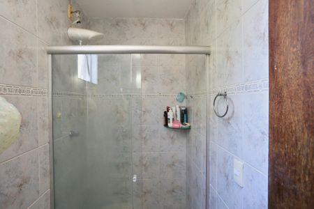 Apartamento à venda com 65m², 2 quartos e 1 vaga Apartamento à venda com 65m², 2 quartos e 1 vagaBanheiro da Suíte