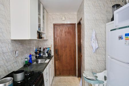 Apartamento à venda com 65m², 2 quartos e 1 vaga Apartamento à venda com 65m², 2 quartos e 1 vagaCozinha e Área de Serviço