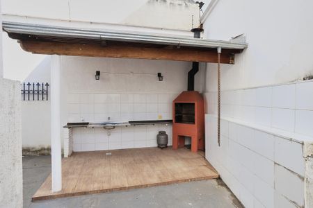 Apartamento à venda com 65m², 2 quartos e 1 vaga Apartamento à venda com 65m², 2 quartos e 1 vagaÁrea comum - Churrasqueira