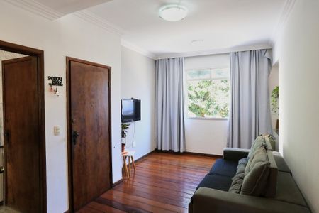 Apartamento à venda com 65m², 2 quartos e 1 vaga Apartamento à venda com 65m², 2 quartos e 1 vagaSala