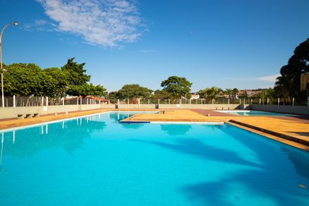 Apartamento para alugar com 62m², 2 quartos e 1 vagaÁrea comum - Piscina