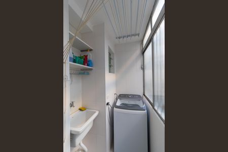 Apartamento para alugar com 62m², 2 quartos e 1 vagaÁrea de Serviço