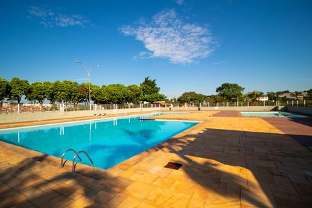 Apartamento para alugar com 62m², 2 quartos e 1 vagaÁrea comum - Piscina