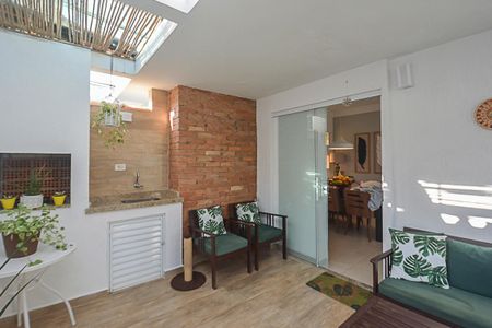 Casa à venda com 171m², 2 quartos e 3 vagas Casa à venda com 171m², 2 quartos e 3 vagasVaranda gourmet