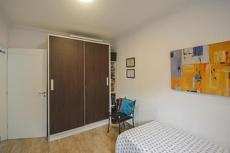 Casa à venda com 171m², 2 quartos e 3 vagas Casa à venda com 171m², 2 quartos e 3 vagasQuarto 1