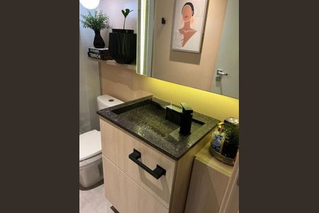 Apartamento para alugar com 66m², 2 quartos e 1 vaga Apartamento para alugar com 66m², 2 quartos e 1 vagaBanheiro 2