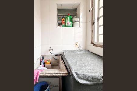 Apartamento à venda com 45m², 2 quartos e 1 vaga Apartamento à venda com 45m², 2 quartos e 1 vagaÁrea de Serviço