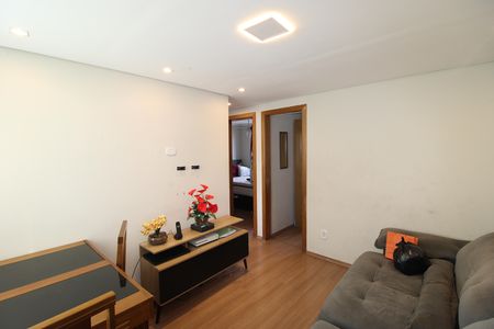 Apartamento para alugar com 46m², 2 quartos e 1 vagaSala