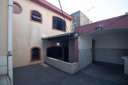 Casa para alugar com 200m², 3 quartos e 2 vagas Casa para alugar com 200m², 3 quartos e 2 vagasQuintal / Churrasqueira