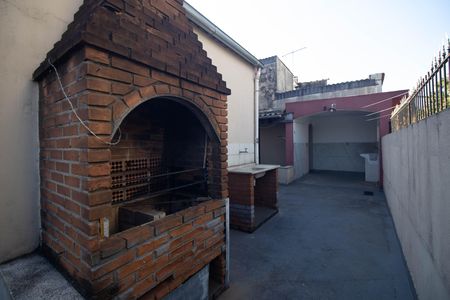 Casa para alugar com 200m², 3 quartos e 2 vagas Casa para alugar com 200m², 3 quartos e 2 vagasQuintal / Churrasqueira