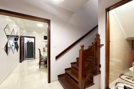 Casa à venda com 200m², 3 quartos e 8 vagas Casa à venda com 200m², 3 quartos e 8 vagasAcesso ao andar Superior