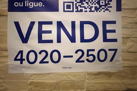 Casa à venda com 200m², 3 quartos e 8 vagas Casa à venda com 200m², 3 quartos e 8 vagasTFBY-591