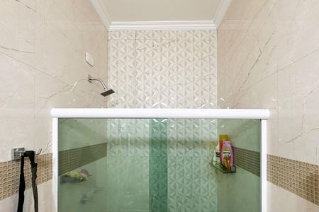 Casa à venda com 200m², 3 quartos e 8 vagas Casa à venda com 200m², 3 quartos e 8 vagasBanheiro da Suíte 2