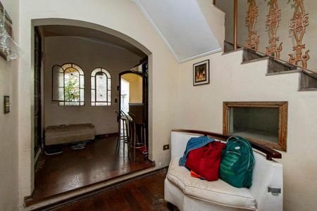 Casa para alugar com 300m², 4 quartos e 12 vagas