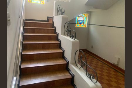 Casa para alugar com 350m², 7 quartos e 8 vagas