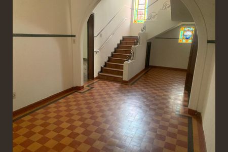 Casa para alugar com 350m², 7 quartos e 8 vagas