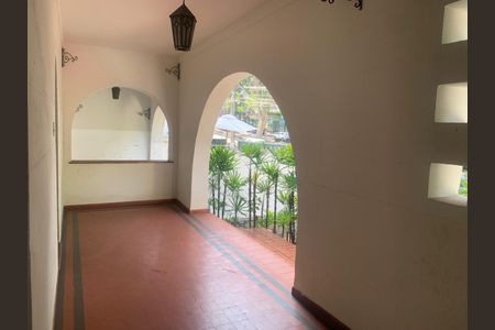 Casa para alugar com 350m², 7 quartos e 8 vagas