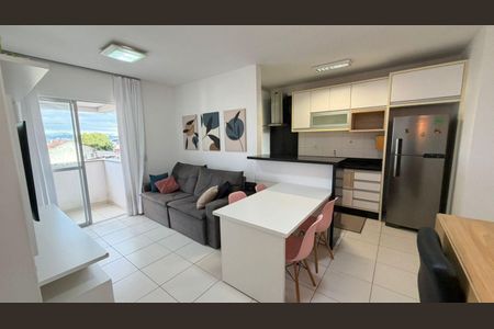Apartamento para alugar com 67m², 2 quartos e 1 vaga Apartamento para alugar com 67m², 2 quartos e 1 vagaSala