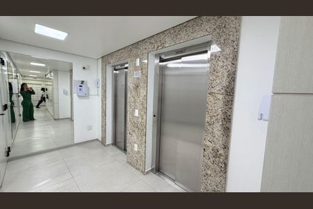 Apartamento para alugar com 67m², 2 quartos e 1 vaga