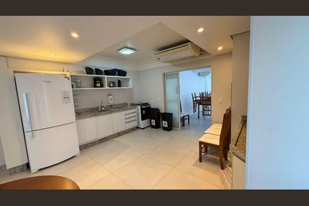 Apartamento para alugar com 67m², 2 quartos e 1 vaga