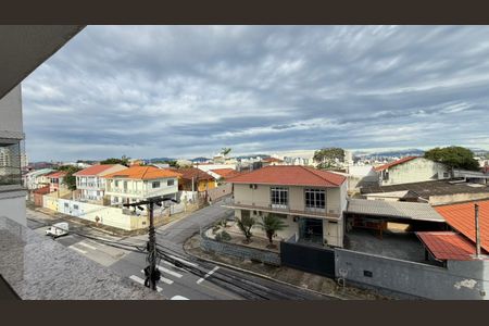 Apartamento para alugar com 67m², 2 quartos e 1 vaga