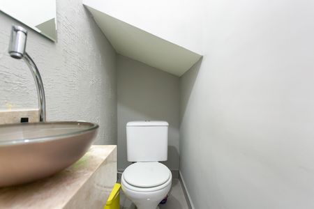 Casa à venda com 75m², 2 quartos e 2 vagas Casa à venda com 75m², 2 quartos e 2 vagasLavabo
