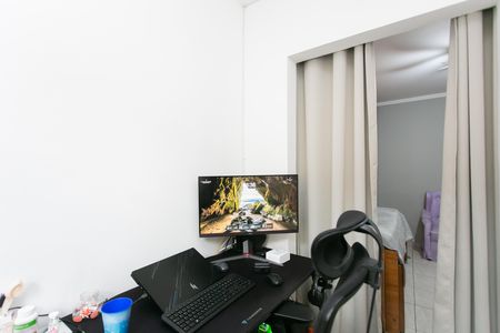 Casa à venda com 75m², 2 quartos e 2 vagas Casa à venda com 75m², 2 quartos e 2 vagasEscritório