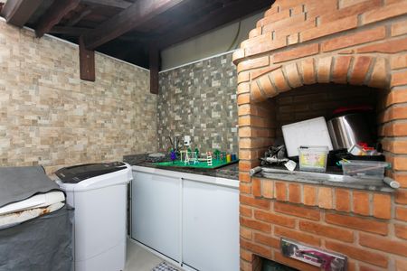 Casa à venda com 75m², 2 quartos e 2 vagas Casa à venda com 75m², 2 quartos e 2 vagasÁrea de Serviço - Churrasqueira