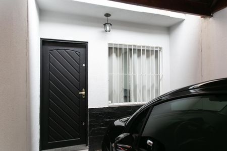 Casa à venda com 75m², 2 quartos e 2 vagas Casa à venda com 75m², 2 quartos e 2 vagasEntrada
